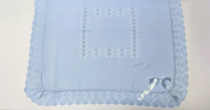 JULIANA COPERTINA CESTA NEONATO CELESTE ART.J5009